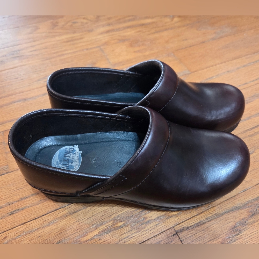 Dansko Burgundy Leather Slip-On Clog - Picture 3 of 9